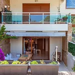 Apartamento Cozy Summer House By The Polychrono