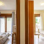 Cozy Summer House By The Apartamento