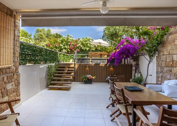 公寓 Cozy Summer House By The 波利克罗诺