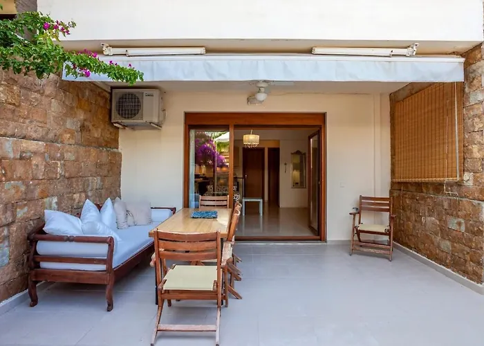 公寓 Cozy Summer House By The