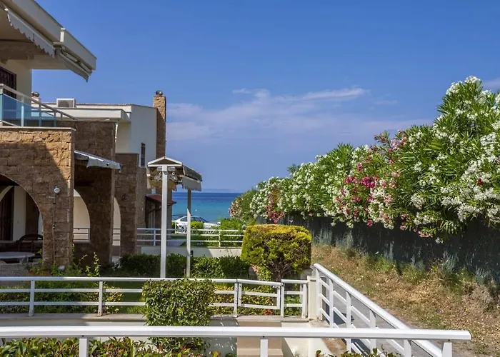 公寓 Cozy Summer House By The 波利克罗诺