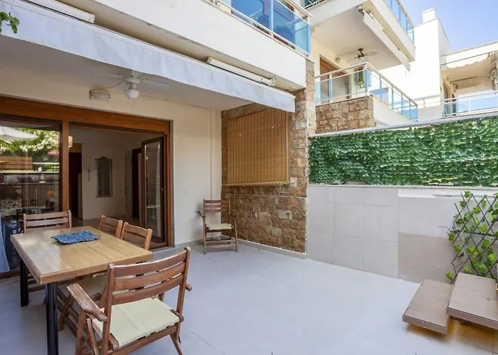 公寓 Cozy Summer House By The