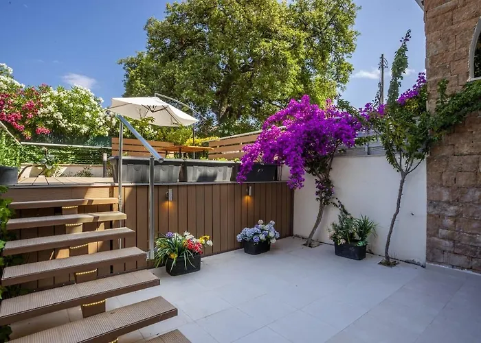 公寓 Cozy Summer House By The 波利克罗诺