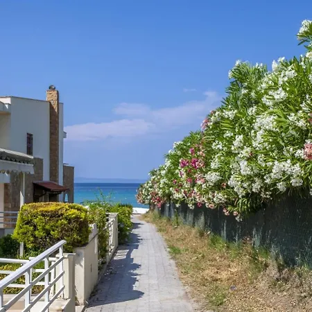 شقة Cozy Summer House By The بوليخرونو