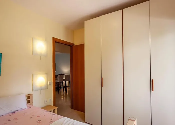 Cozy Summer House By The Πολύχρονο