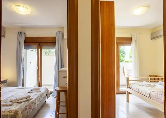 Cozy Summer House By The Διαμέρισμα