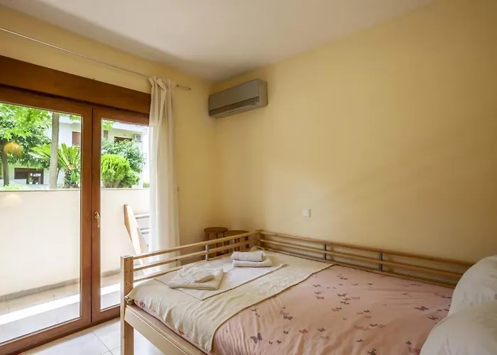 Cozy Summer House By The Διαμέρισμα *